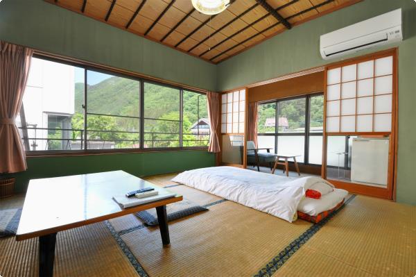 Отель Yumoto Rakuzenso Numata  Экстерьер фото